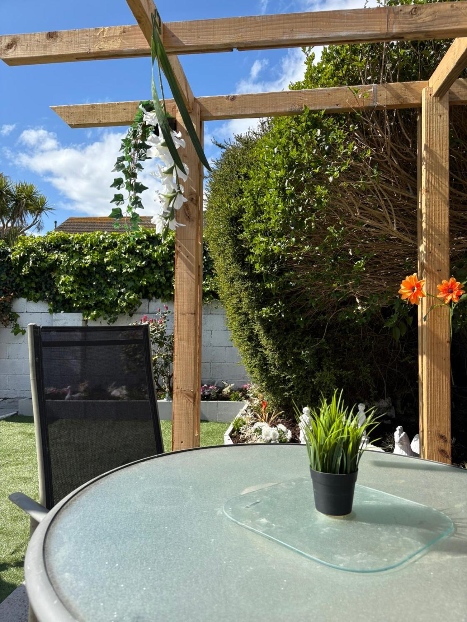 Superb Double Near Airport - 3 Maison d'hôtes Dublin